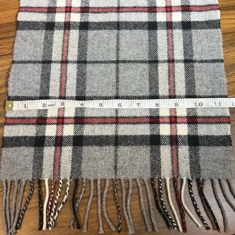 Blarney Woolen Mills Gray Black Red Scottish Tartan Scarf Premium Green Tag 61